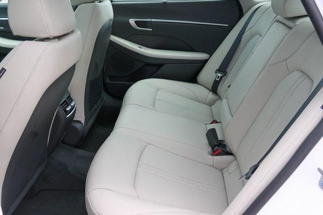 new 2025 Hyundai Sonata Hybrid car, priced at $37,247