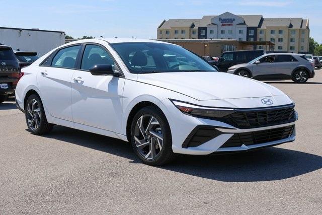 new 2025 Hyundai Elantra car, priced at $23,541