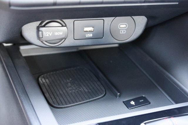 new 2025 Hyundai Elantra car, priced at $27,962