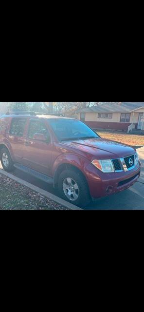 used 2007 Nissan Pathfinder car, priced at $2,500