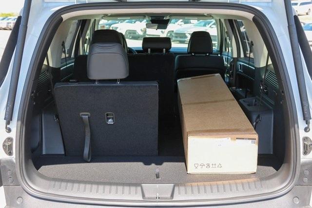 new 2025 Hyundai Santa Fe car, priced at $35,852