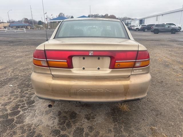 used 2001 Saturn L car, priced at $2,000