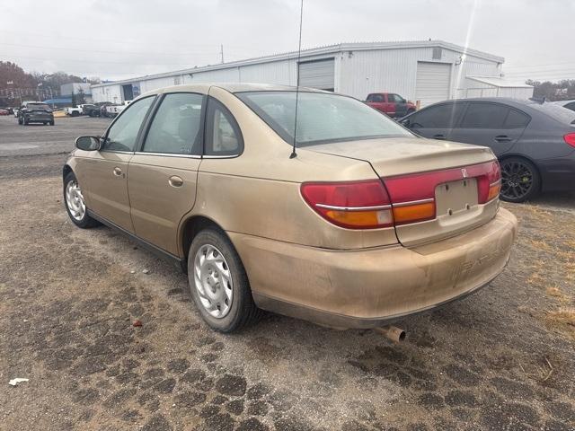 used 2001 Saturn L car, priced at $2,000