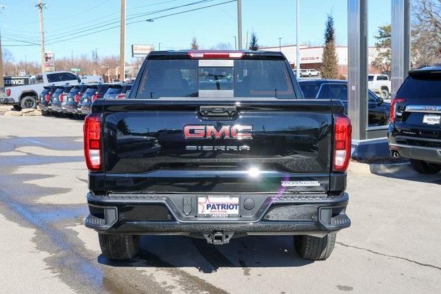 new 2025 GMC Sierra 1500 car, priced at $59,580