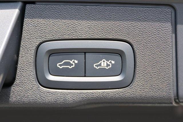 used 2023 Volvo XC60 car, priced at $26,179