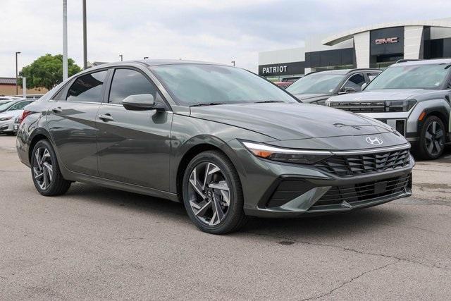 new 2025 Hyundai ELANTRA HEV car, priced at $30,774