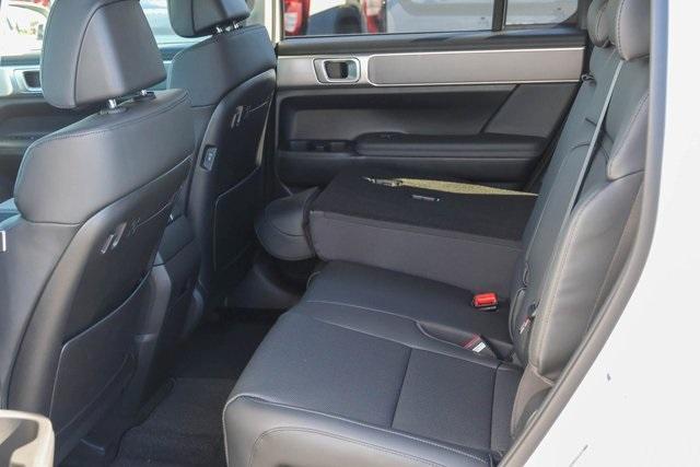 new 2025 Hyundai Santa Fe car, priced at $35,202