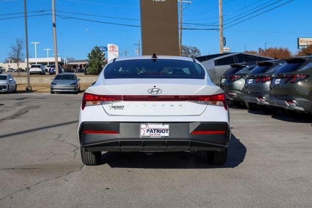 new 2025 Hyundai Elantra car, priced at $23,429