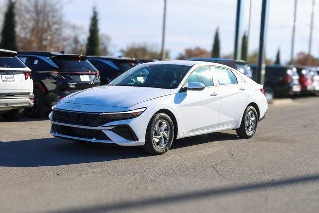 new 2025 Hyundai Elantra car, priced at $23,429