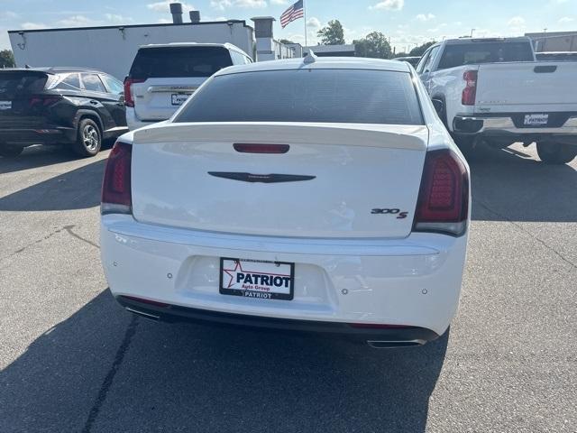 used 2021 Chrysler 300 car, priced at $27,984