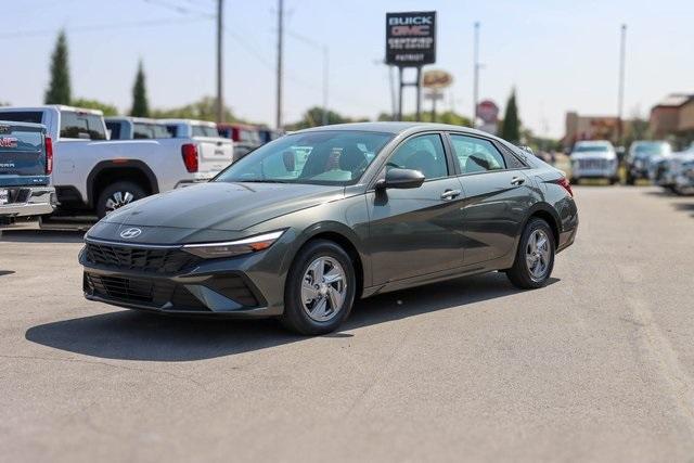 new 2024 Hyundai Elantra car, priced at $22,400