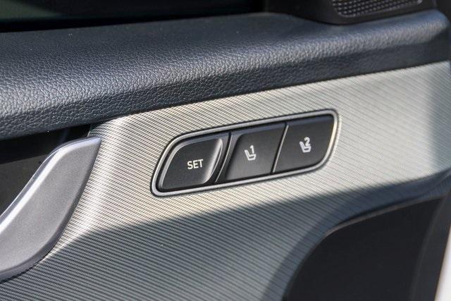 used 2025 Hyundai Palisade car, priced at $43,500