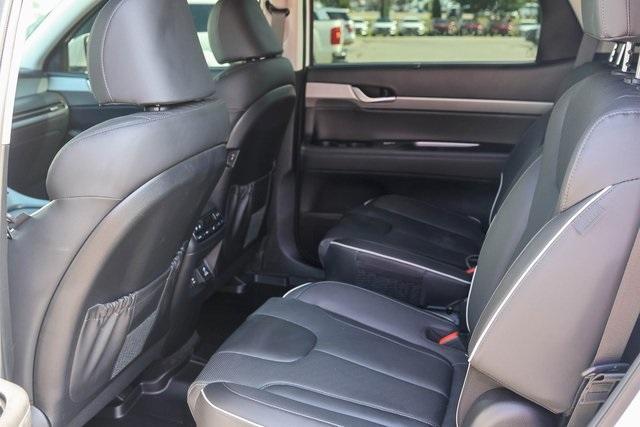 used 2025 Hyundai Palisade car, priced at $43,500