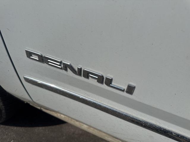 used 2016 GMC Yukon car, priced at $16,426