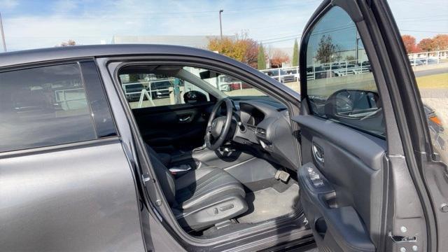 used 2025 Honda HR-V car, priced at $26,916