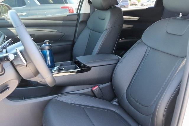 new 2025 Hyundai TUCSON Hybrid car, priced at $36,627