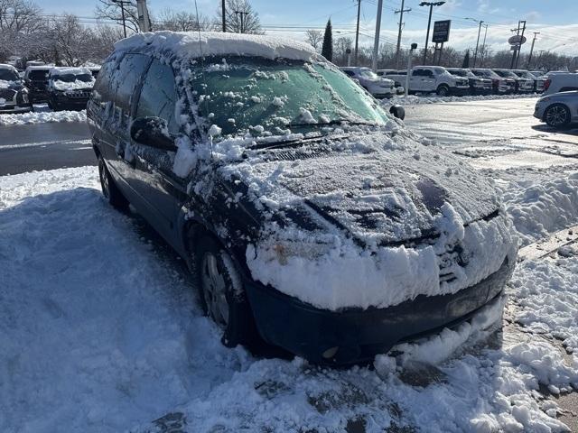 used 2005 Dodge Grand Caravan car, priced at $3,500