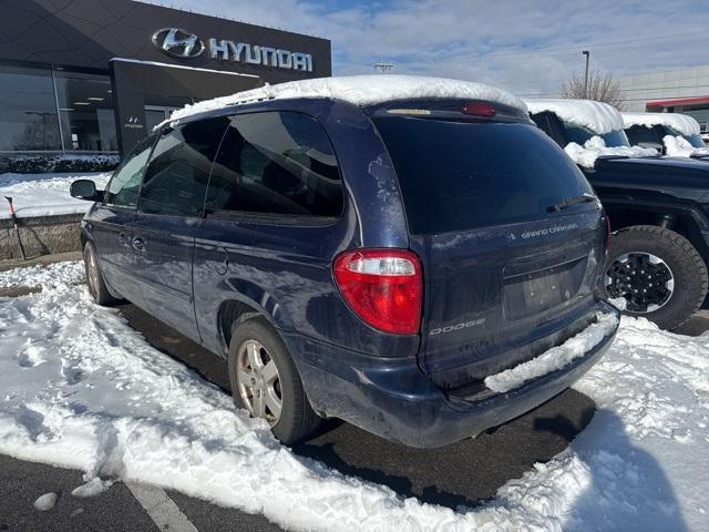 used 2005 Dodge Grand Caravan car, priced at $3,500