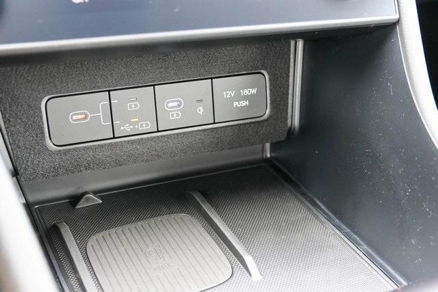 new 2025 Hyundai Sonata Hybrid car, priced at $30,707
