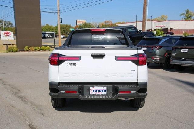 new 2025 Hyundai Santa Cruz car, priced at $35,419