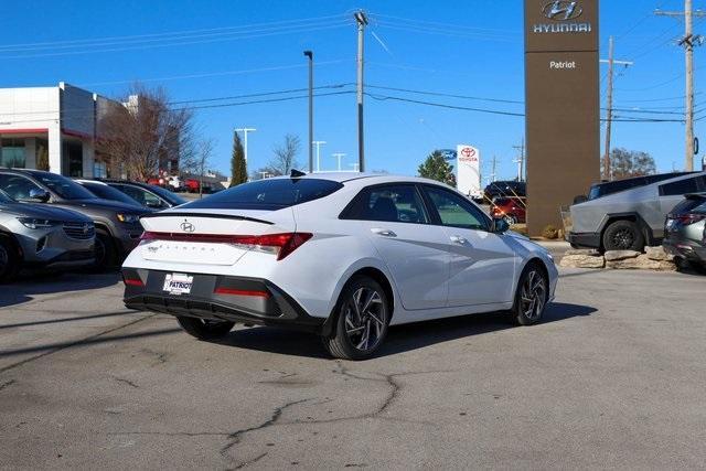 new 2025 Hyundai Elantra HEV car, priced at $28,649