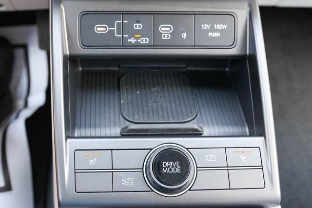 new 2025 Hyundai Kona car, priced at $27,510