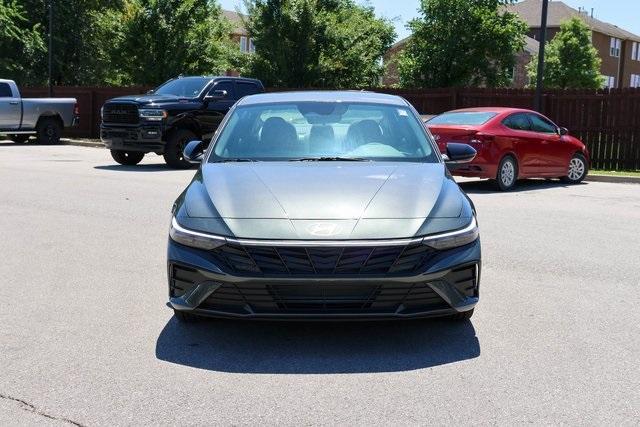 new 2025 Hyundai Elantra car, priced at $23,061