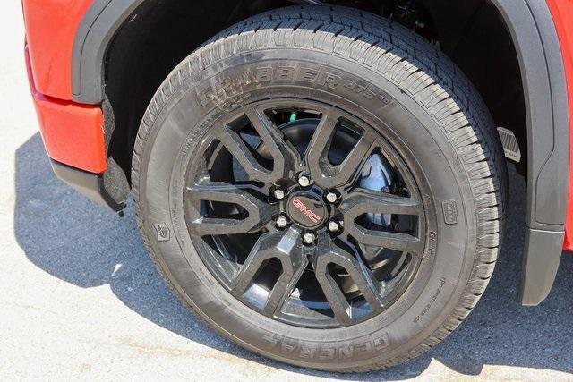 new 2025 GMC Sierra 1500 car, priced at $47,730