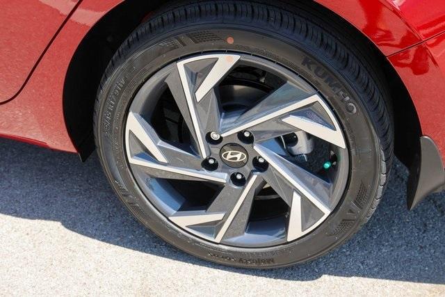 new 2025 Hyundai Elantra car, priced at $24,041