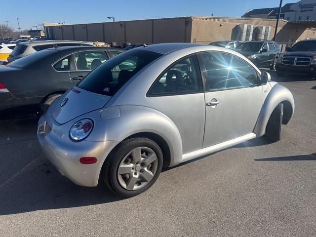 used 2000 Volkswagen New Beetle car, priced at $4,000