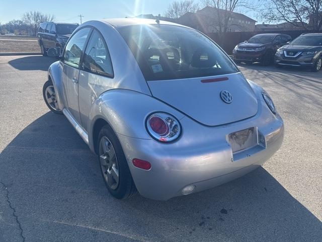 used 2000 Volkswagen New Beetle car, priced at $4,000