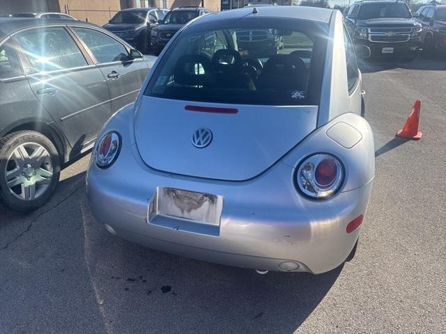 used 2000 Volkswagen New Beetle car, priced at $4,000