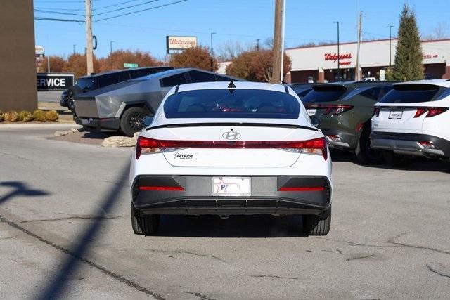 new 2025 Hyundai Elantra car, priced at $22,558