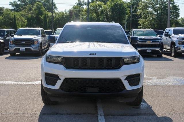 used 2022 Jeep Grand Cherokee car, priced at $26,500