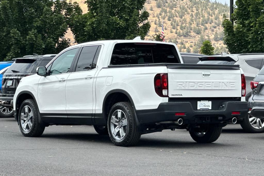 new 2024 Honda Ridgeline car, priced at $43,296