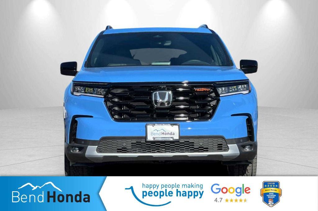 new 2025 Honda Pilot car, priced at $51,305