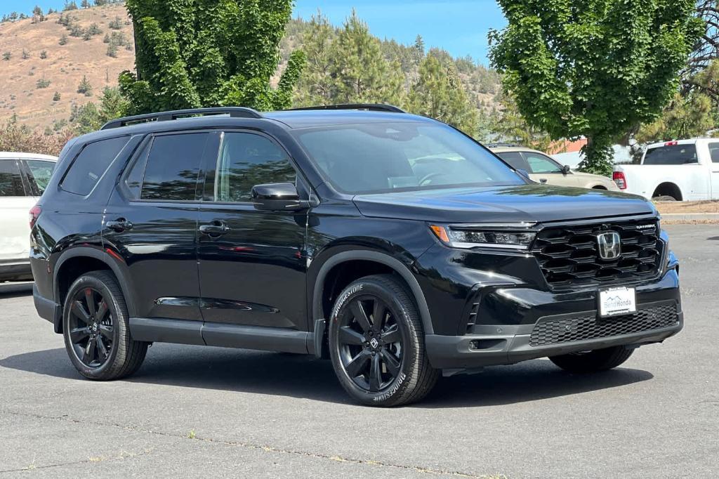 new 2025 Honda Pilot car, priced at $53,126