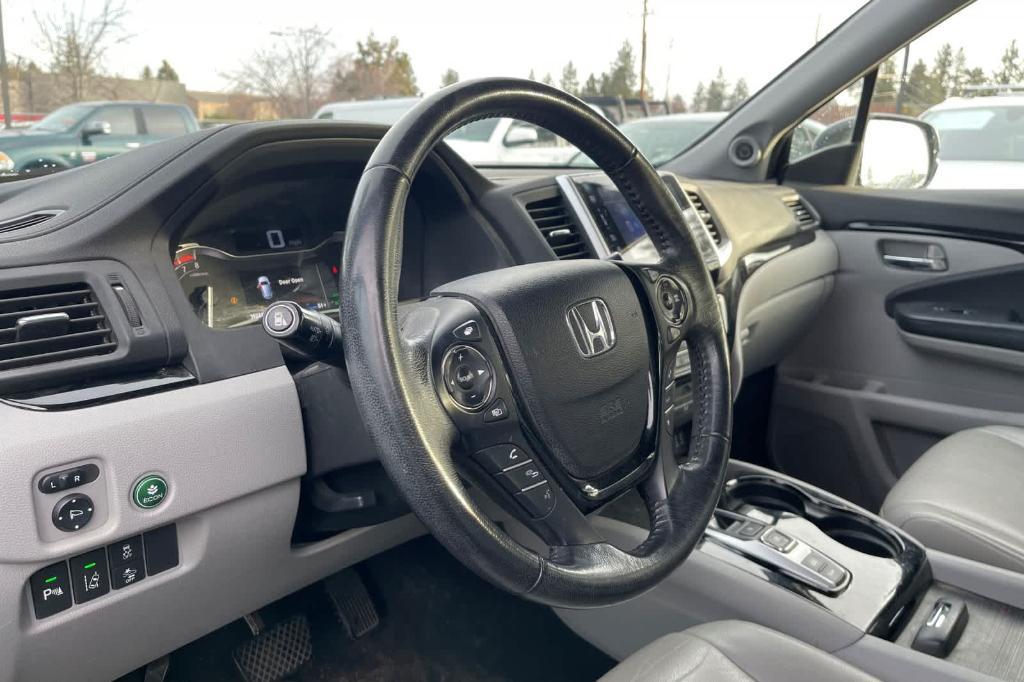 used 2016 Honda Pilot car, priced at $23,690