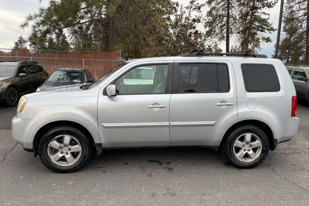 used 2011 Honda Pilot car, priced at $14,990