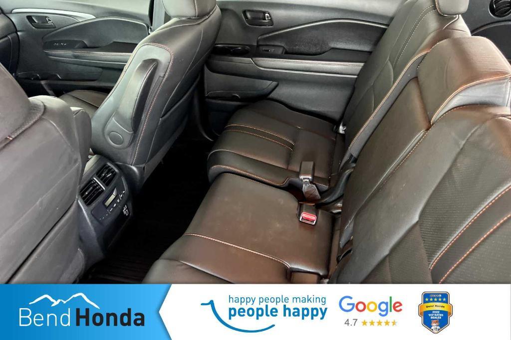 used 2022 Honda Pilot car, priced at $39,990