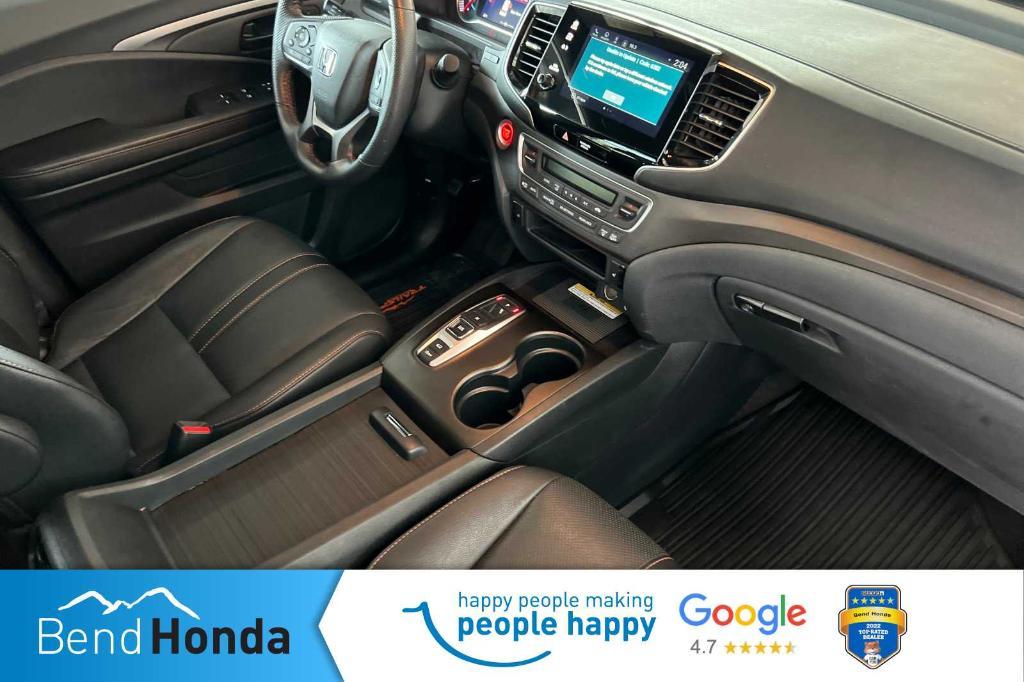 used 2022 Honda Pilot car, priced at $39,990