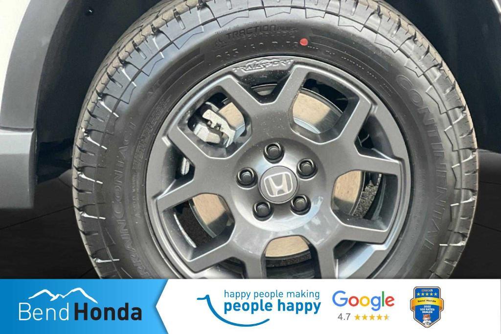 new 2025 Honda Pilot car, priced at $48,999
