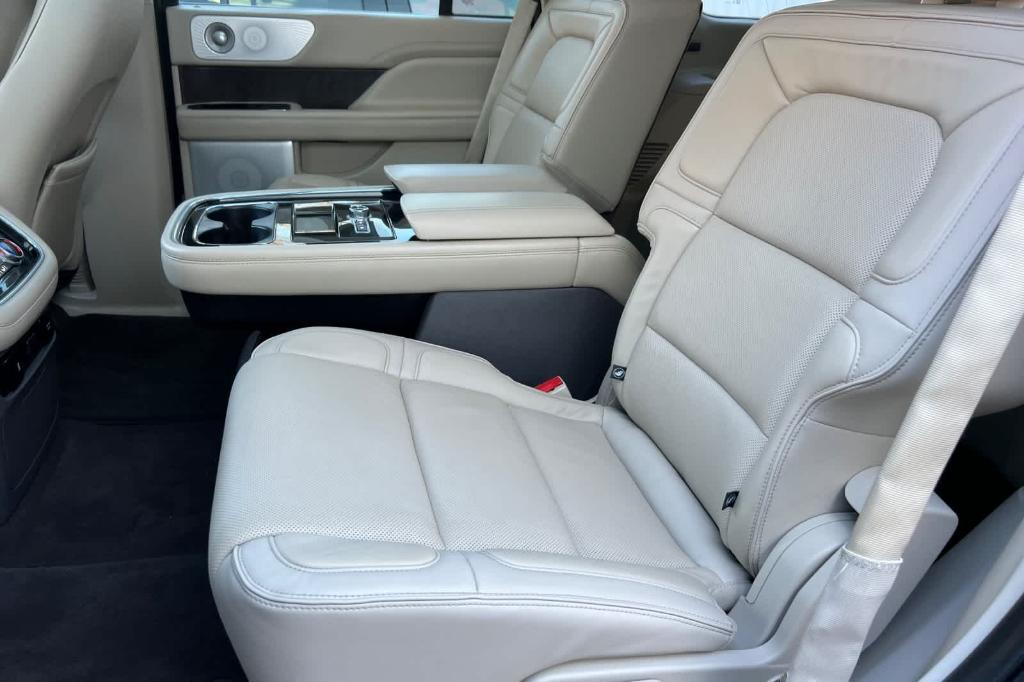 used 2019 Lincoln Navigator car, priced at $34,996