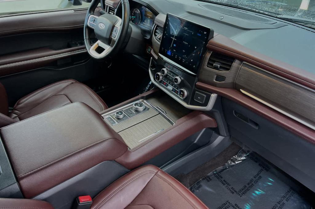 used 2022 Ford Expedition car, priced at $37,996