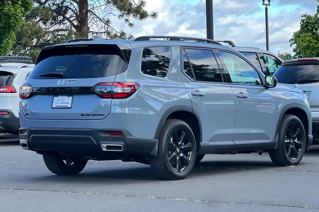 new 2025 Honda Pilot car, priced at $52,888