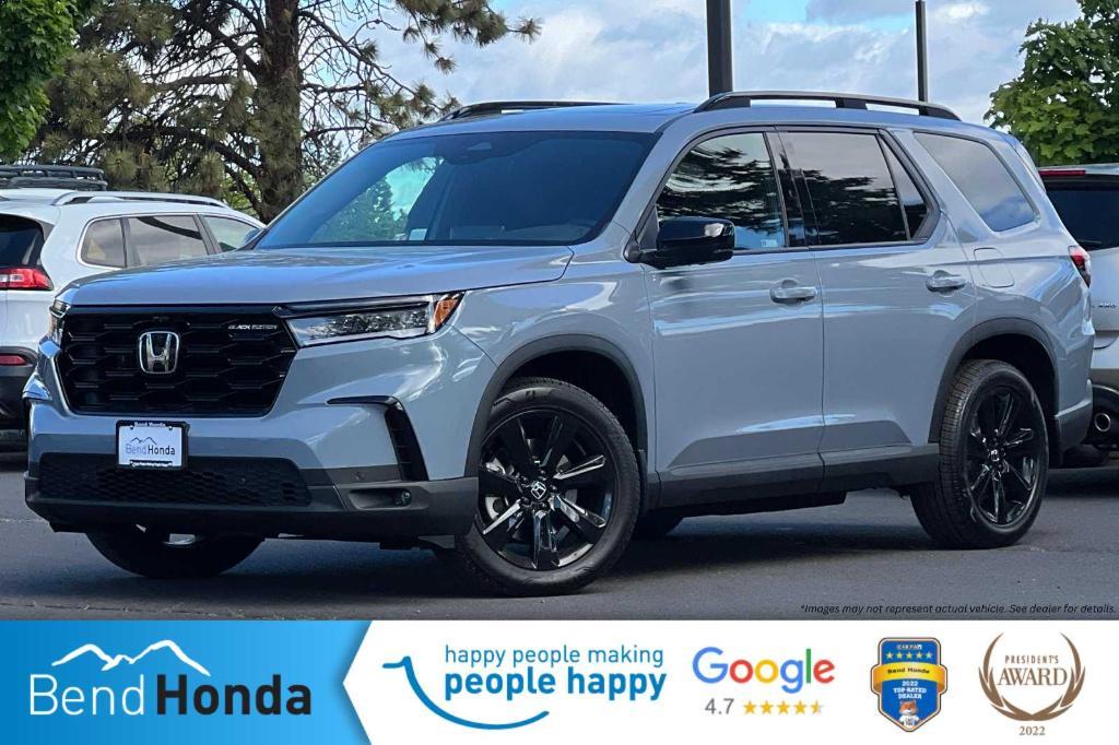 new 2025 Honda Pilot car, priced at $52,888