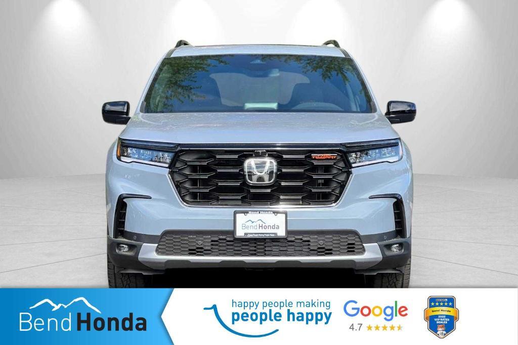 new 2025 Honda Pilot car, priced at $51,305