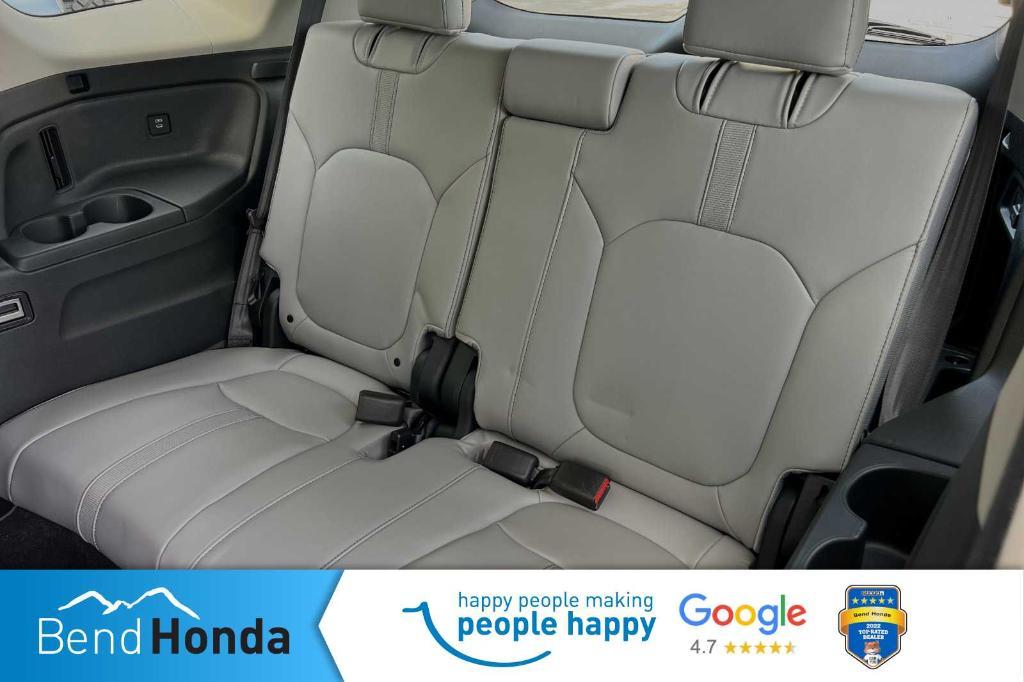 new 2025 Honda Pilot car