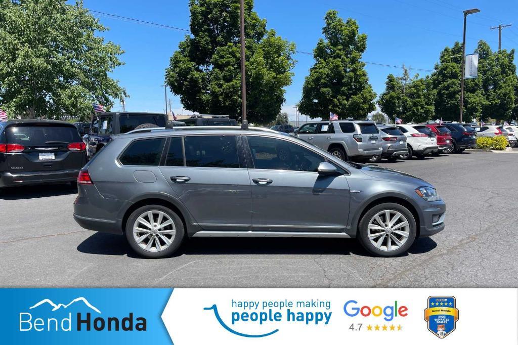 used 2018 Volkswagen Golf Alltrack car, priced at $23,990