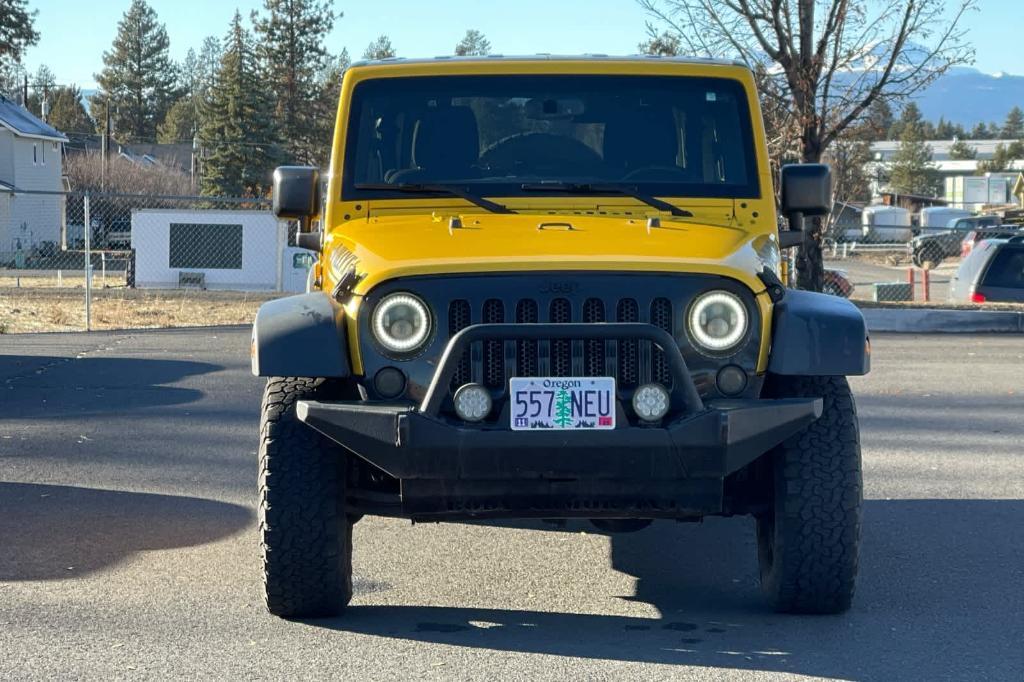 used 2015 Jeep Wrangler Unlimited car, priced at $18,496